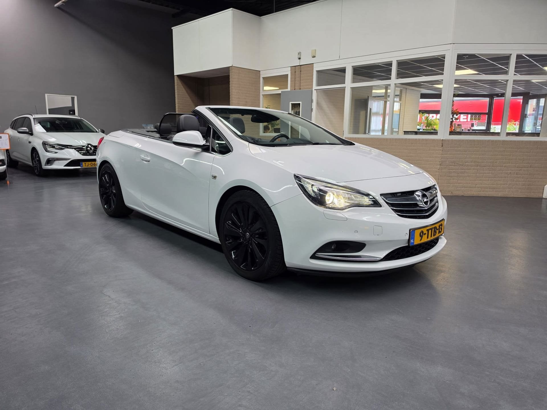 Opel Cascada
