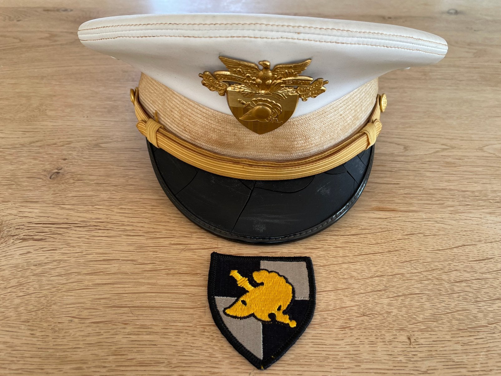 Pet en insigne United States Military Academy ‘Westpoint’, Ophalen of Verzenden, Landmacht, Amerika, Kleding of Schoenen