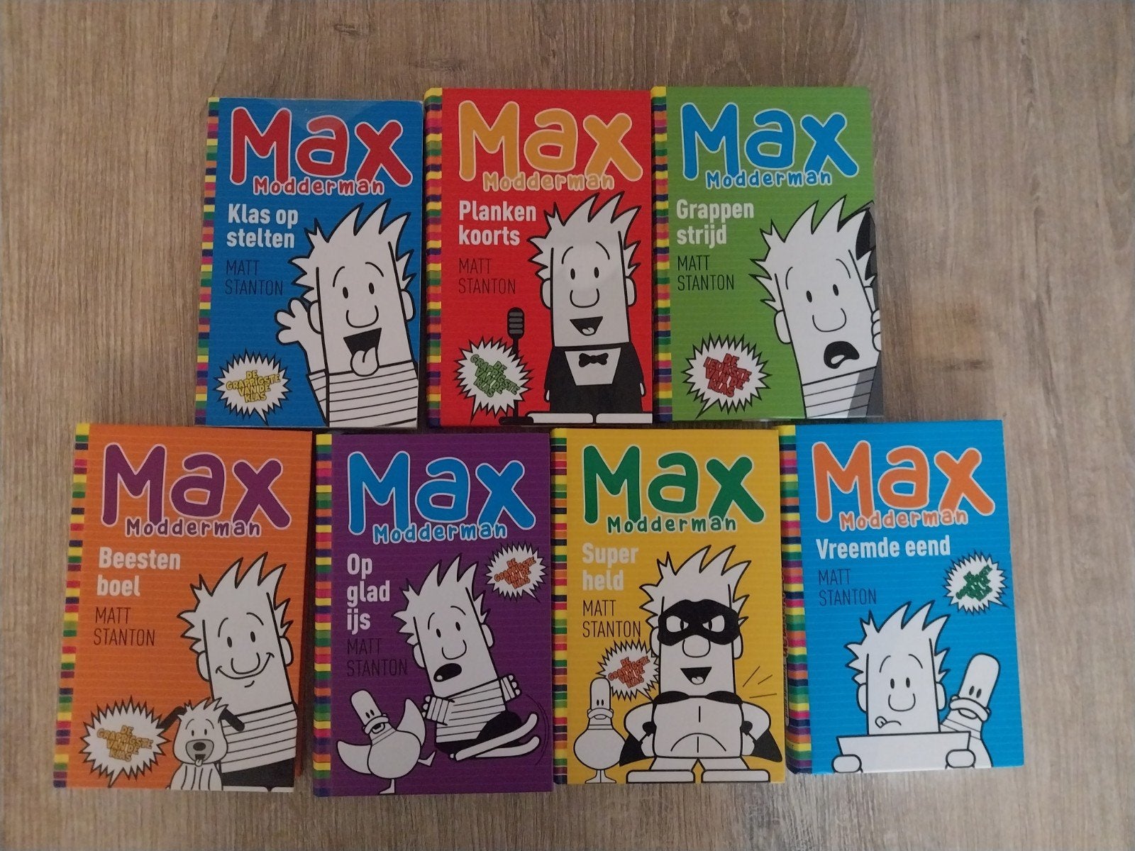 7 Delige Serie.  **   Max Modderman   **   Matt Stanton, Boeken, Ophalen of Verzenden, Zo goed als nieuw, Fictie algemeen