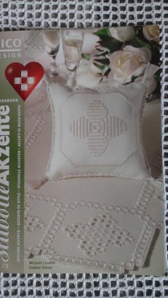 Rico hardangerboekje, Ophalen of Verzenden, Zo goed als nieuw, Handborduren, Patroon