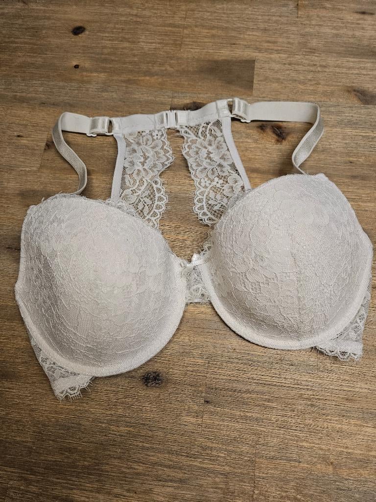 BH wit  kant met leuke achtersluiting, 85D, Verzenden, Wit, BH