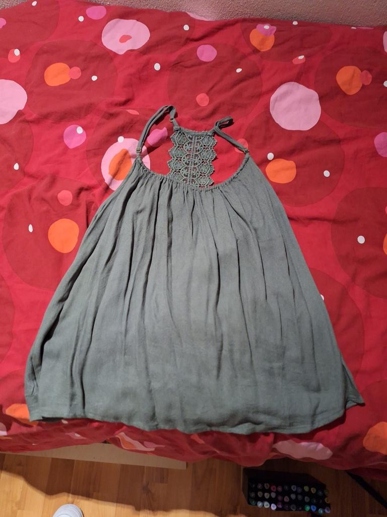 Pigalle groen hemdje maat 36, Kleding | Dames, Tops, Ophalen of Verzenden, Gedragen, Groen, Maat 36 (S)