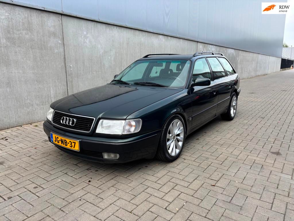 Audi 100 Avant 2.6S E, Auto's, Audi, Voorwielaandrijving, 706 kg, Gebruikt, 150 pk