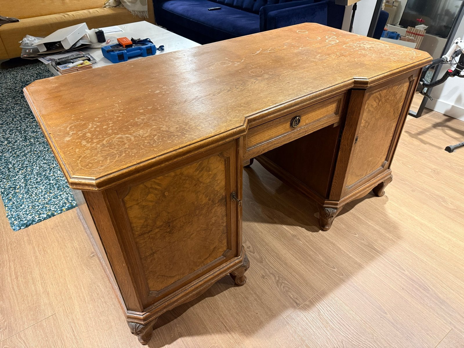 Antiek houten bureau met lades en kasten, Antiek en Kunst, Ophalen