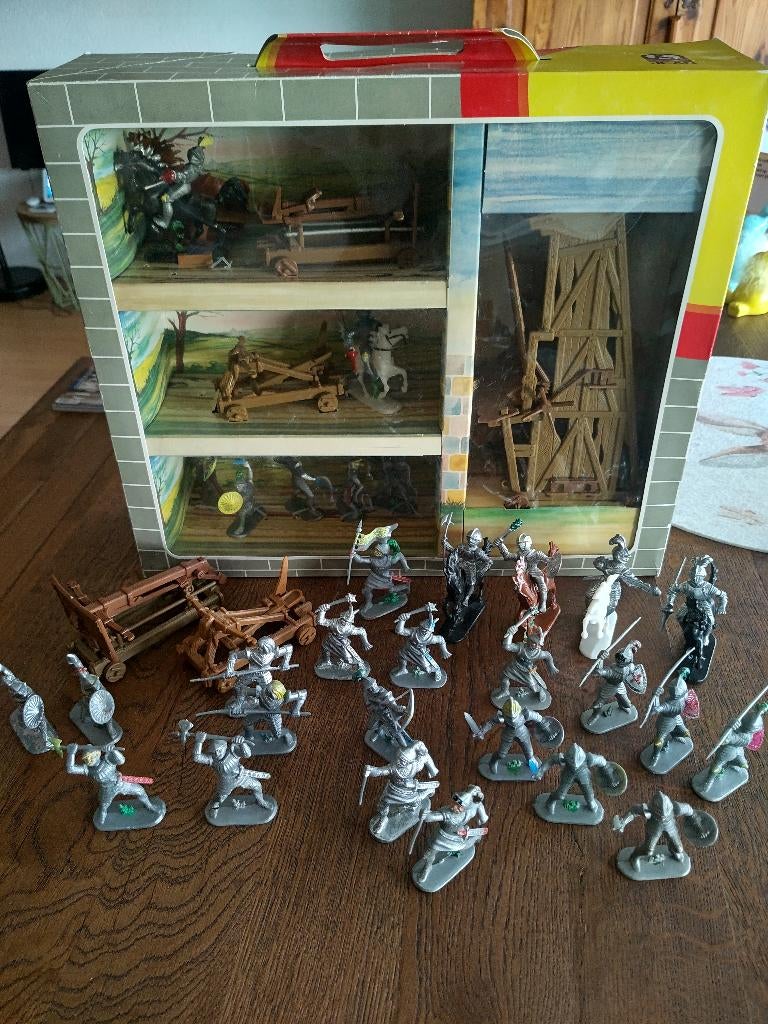 Jean Höfler belegerings-set jaren 70, Ophalen of Verzenden