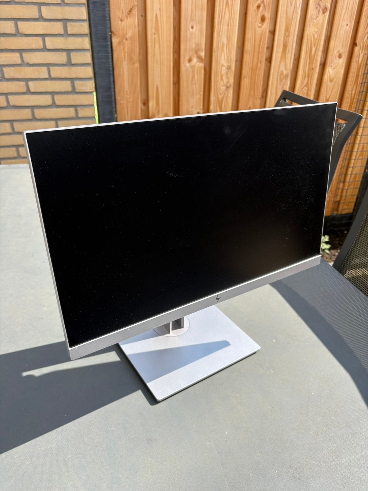 HP monitor met steun., Computers en Software, Ophalen of Verzenden, Zo goed als nieuw, 60 Hz of minder