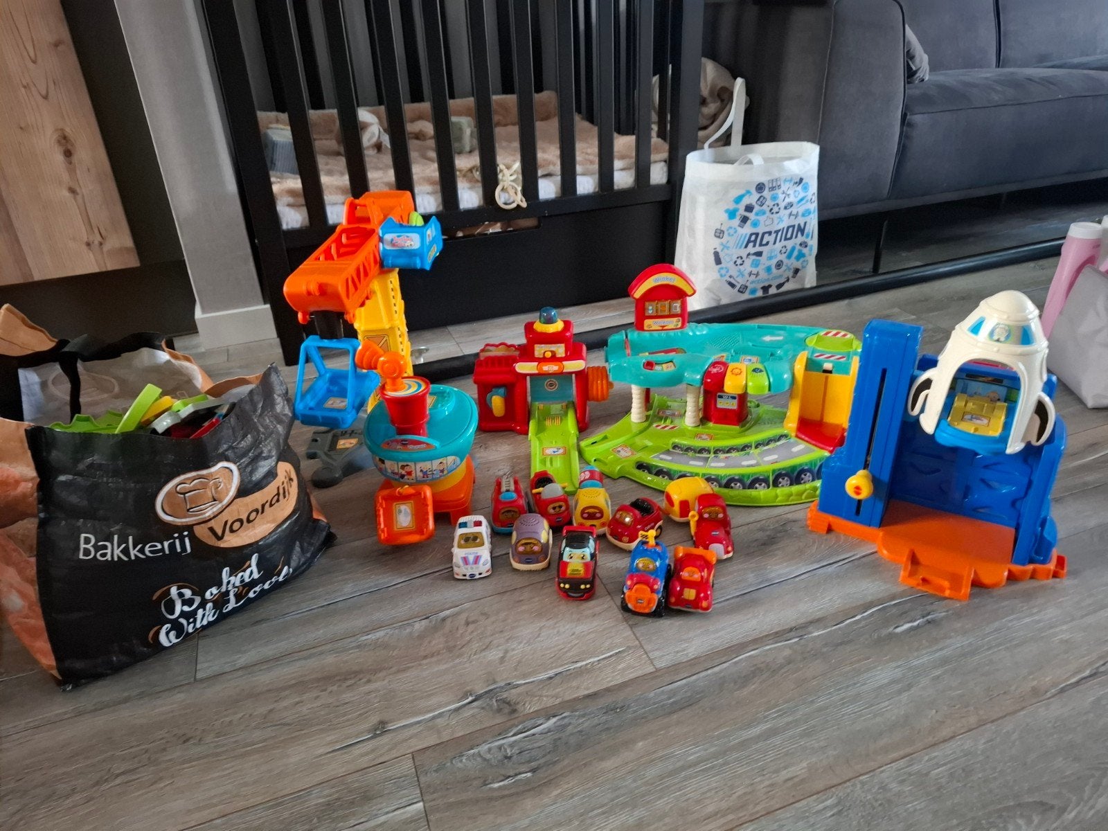 VTech Toet Toet Auto's Mega Set: zie beschrijving, Ophalen of Verzenden, Zo goed als nieuw