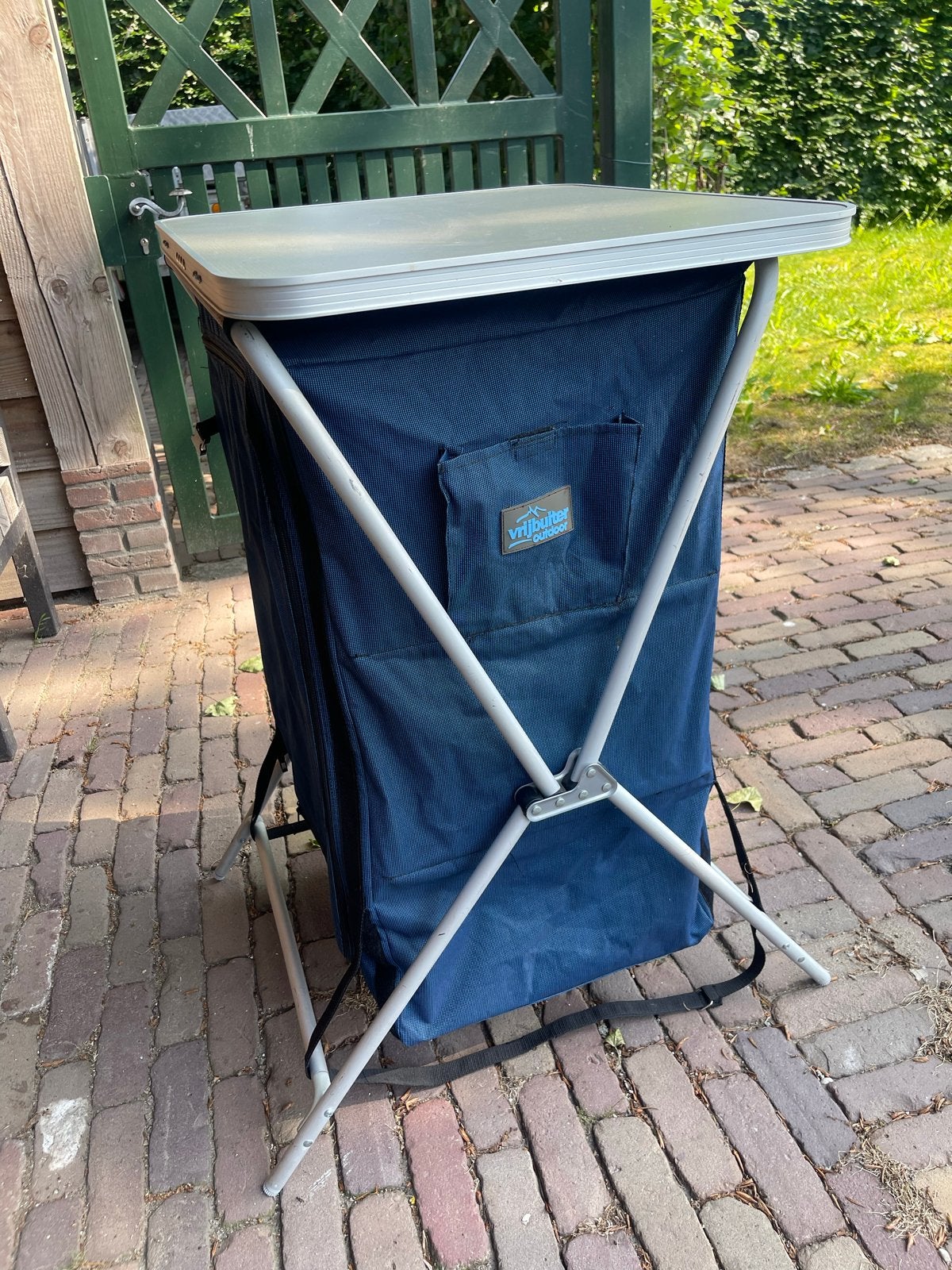 Vrijbuiter Outdoor Campingkast met Tafelblad, Ophalen, Gebruikt