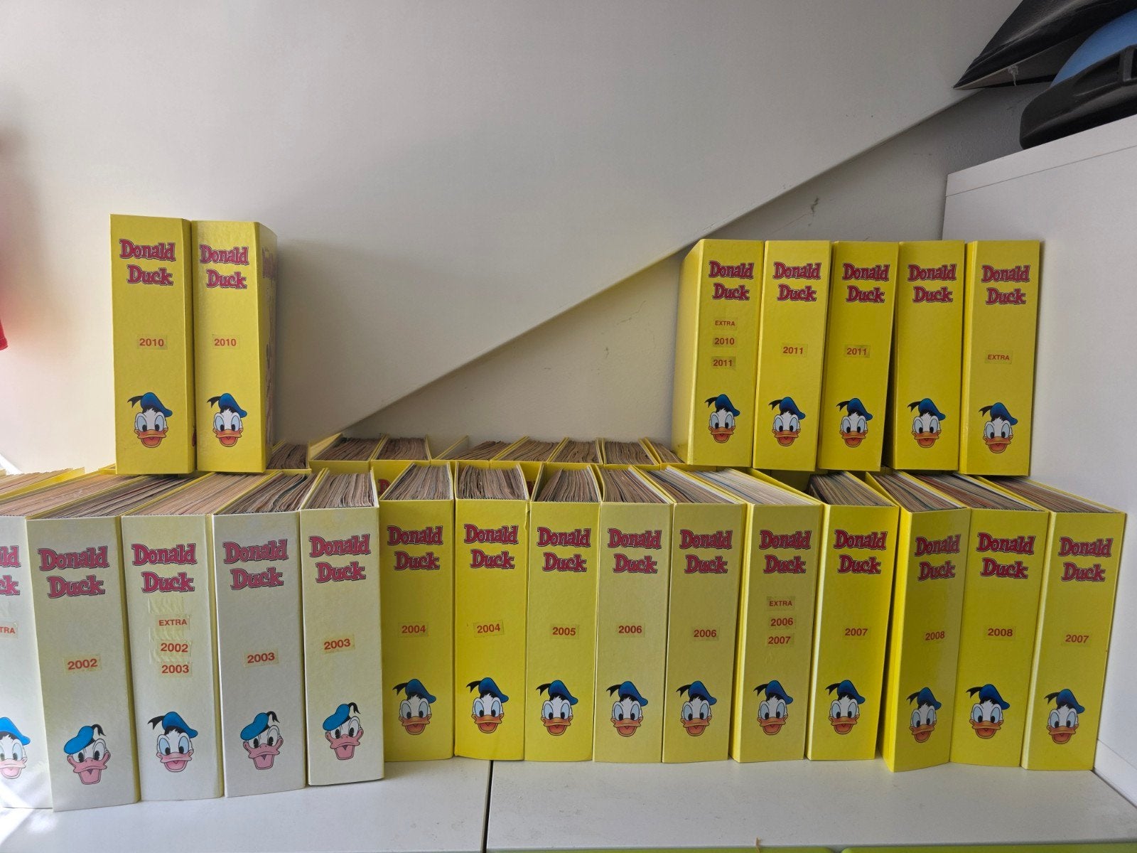 Donald Duck weekblad jaargang in map, Boeken, Meerdere stripboeken, Ophalen of Verzenden, Gelezen