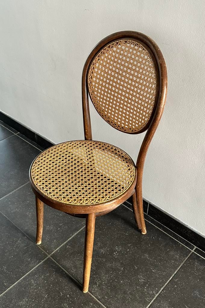 4 Thonet stoelen N14, Ophalen