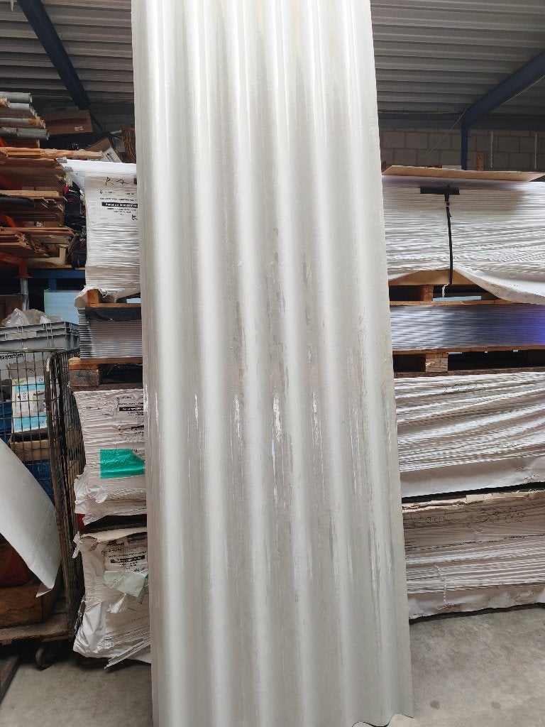 PARTIJ GEKLEURDE POLYESTER GOLFPLATEN GEBROKEN WIT 355x110cm, Nieuw, 15 m² of meer, Ophalen, Minder dan 4 cm
