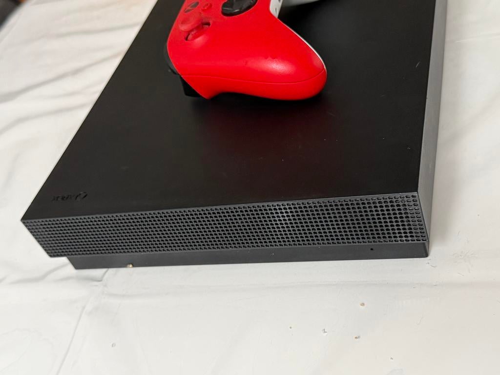 Xbox One X, Spelcomputers en Games, Spelcomputers | Xbox One, 500 GB, Xbox, Ophalen of Verzenden, Zo goed als nieuw
