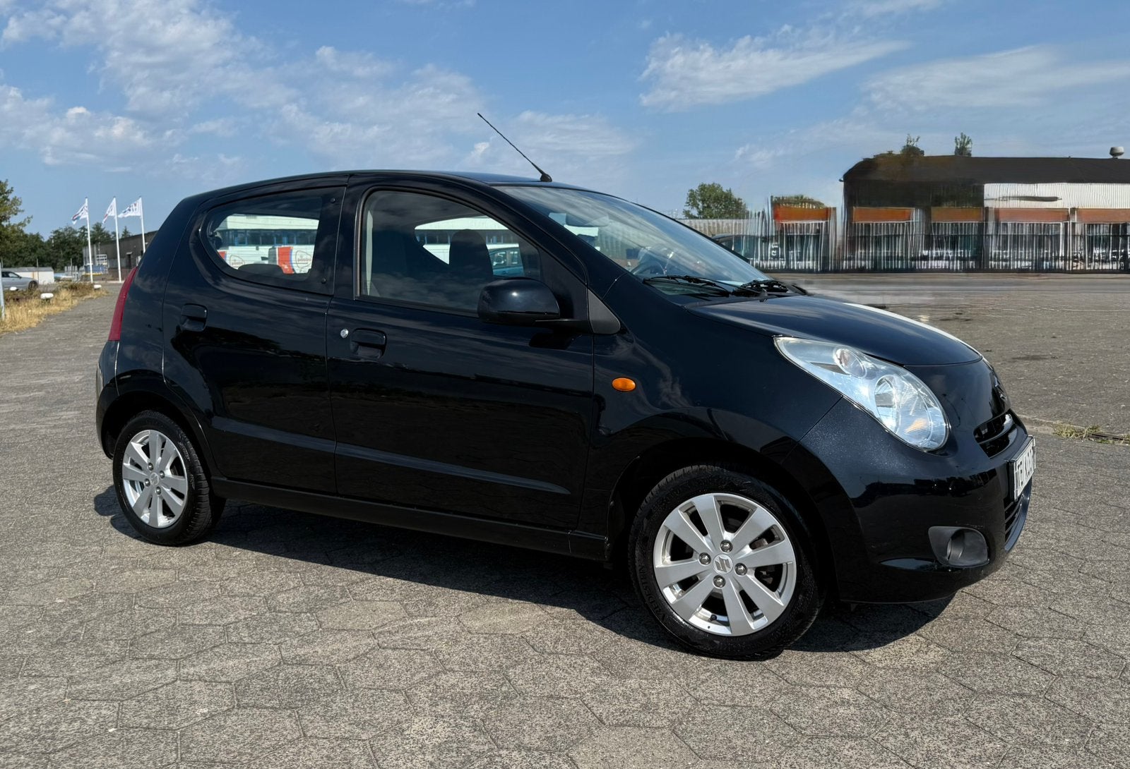 Suzuki Alto 1.0 Automaat 5drs Airco Nieuwe APK Zwart LMV, Auto's, Euro 5, Stof, 4 stoelen, 3 cilinders