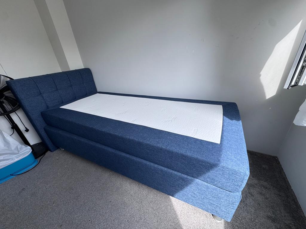 Boxspring 90x200 van Beterbed, Ophalen, 90 cm, Eenpersoons, Blauw