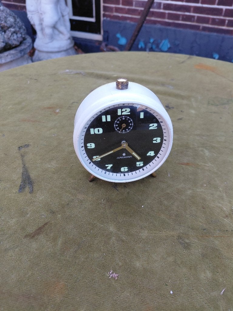 Vintage mechanische wekker, wit met alarm functie, Junghans., Verzenden