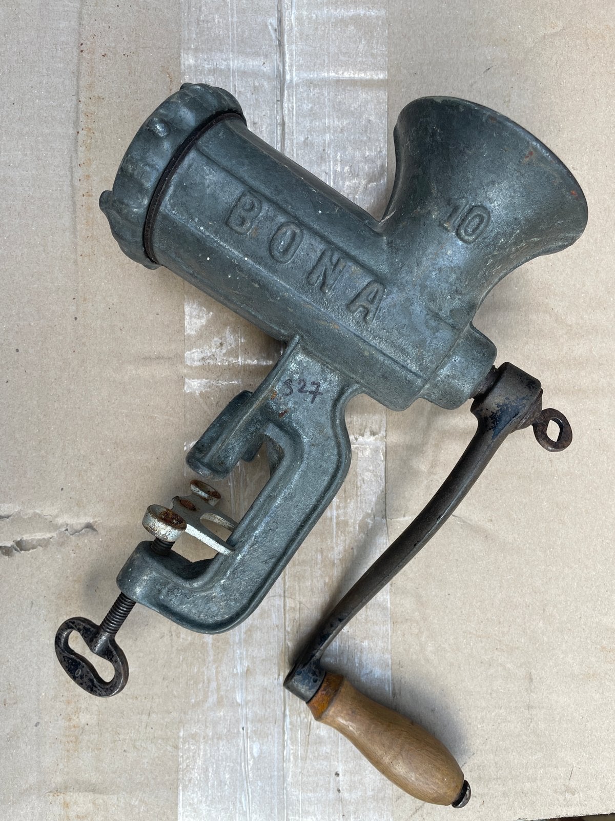 Antieke Vleesmolen BONA 10 - Vintage Keukenmachine, Verzenden
