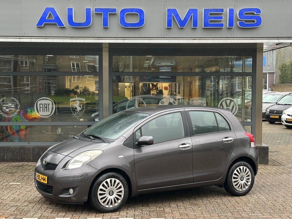 Toyota YARIS 1.3 VVTI Aspiration Airco Trekhaak, Auto's, Voorwielaandrijving, 1025 kg, 101 pk, 4 cilinders