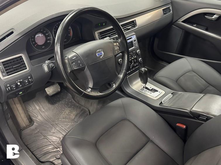 Volvo V70 2.5T Kinetic, Auto's, 93 €/maand, 750 kg, Voorwielaandrijving, Keurmerk '100% Onderhouden'