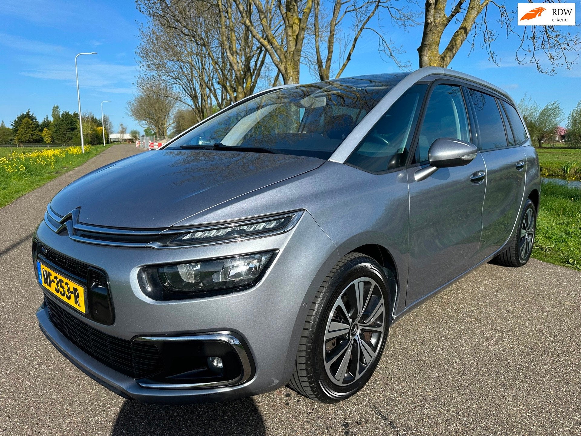 Citroen Grand C4 Picasso 1.2 PureTech Business|7zitter|nw ap, Auto's, Citroën, 1350 kg, Stof, Gebruikt, 1199 cc