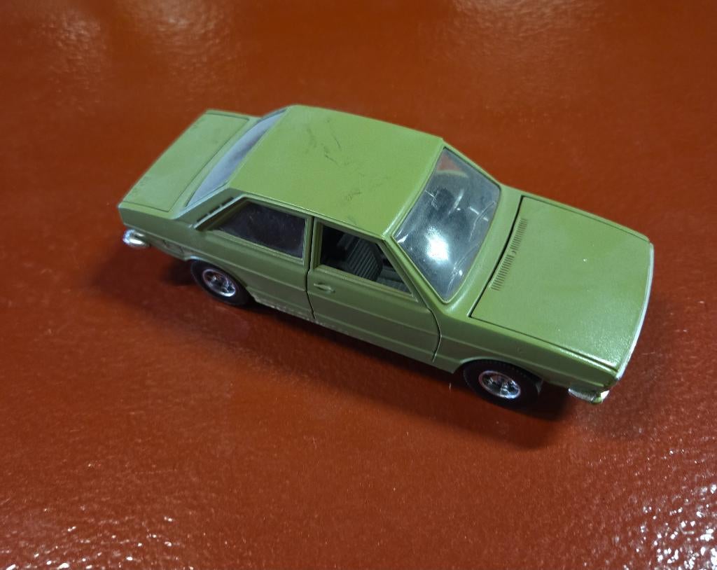 Bburago Audi 80 GT, Gebruikt, Auto, Ophalen of Verzenden, X