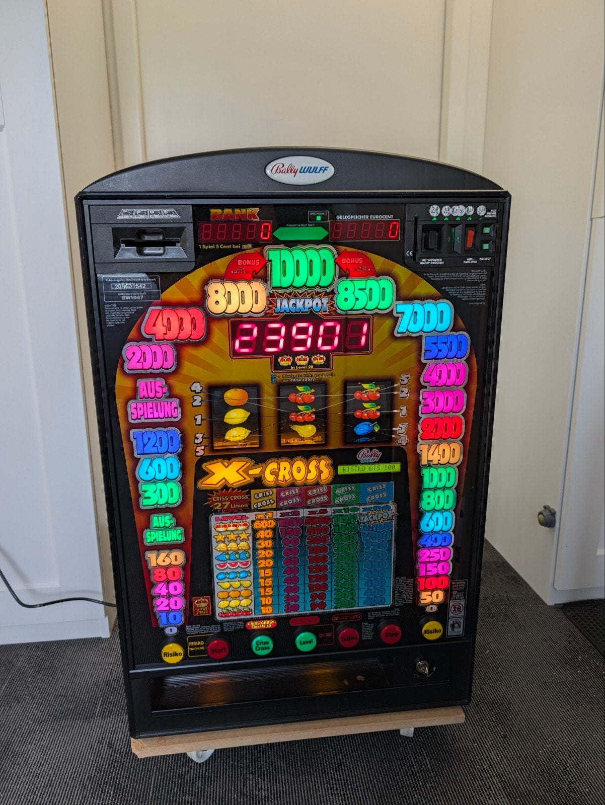 Bally Wulff X-Cross gokautomaat - Nette staat, werkend, Euro, Ophalen, Gebruikt, Met sleutels