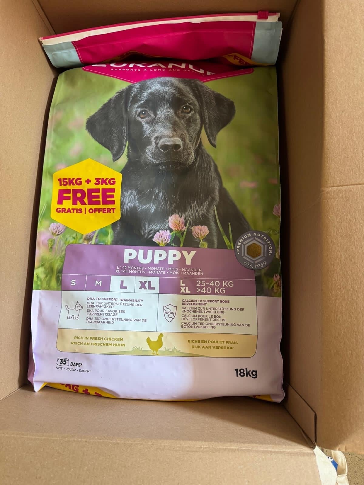 Eukanuba Puppy large Kip hondenvoer. 2 zakkena 18kg  36kg, Ophalen of Verzenden, Hond
