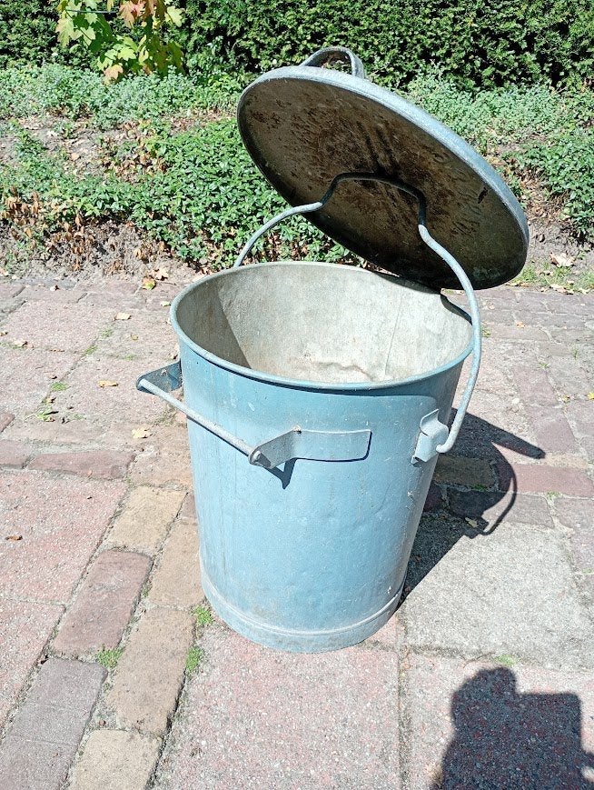 Originele nostalgische metalen afvalemmer Amsterdam, Ophalen, 50 – 75, Gebruikt, 40 liter of meer