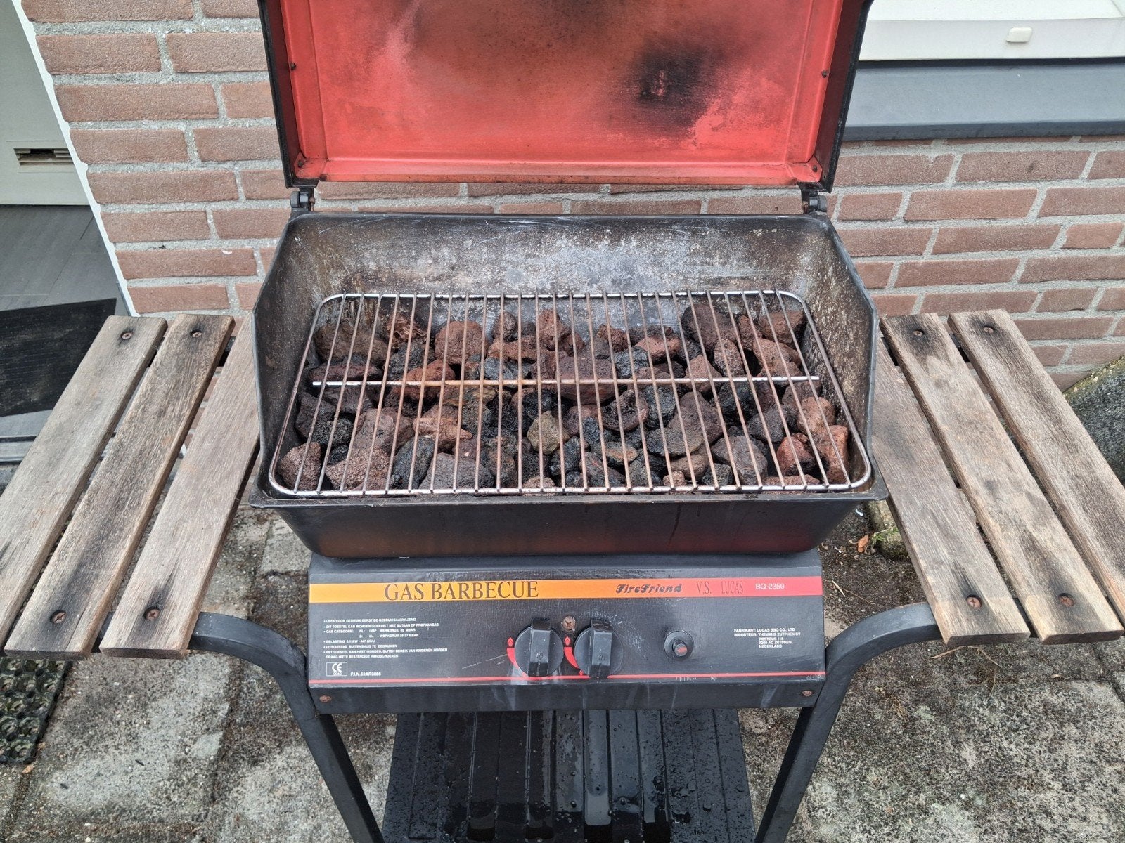 FireFriend (BQ-2350) Gas - Barbeque met Lavastenen, Ophalen, Gebruikt, FireFriend