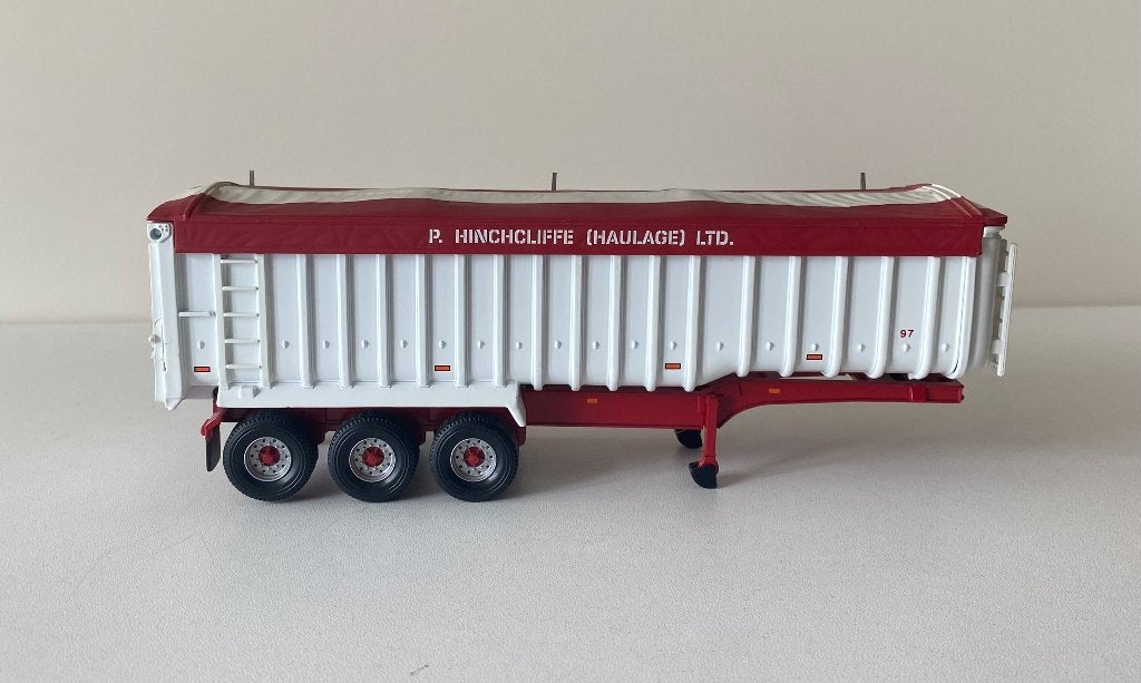 Corgi - Bulk tipper P. Hinchcliffe Haulage Ltd, Ophalen of Verzenden, Zo goed als nieuw, Bus of Vrachtwagen, Corgi