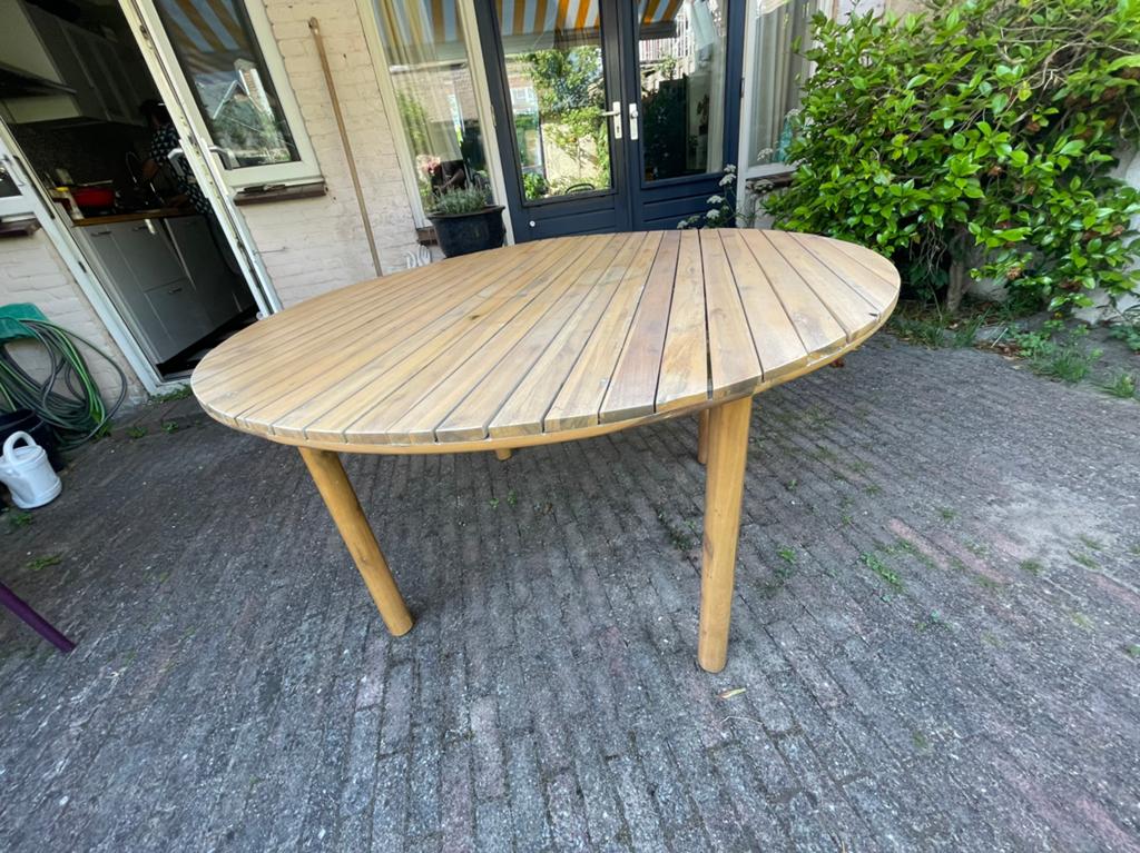 Ronde tuintafel Karwei; diameter: ca. 135, Tuin en Terras, Ophalen of Verzenden, Zo goed als nieuw, Rond, Hout