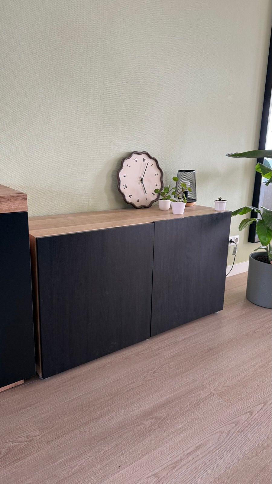 Besta kast - hout zwart, Huis en Inrichting, Kasten | Overige, Ophalen, Zo goed als nieuw