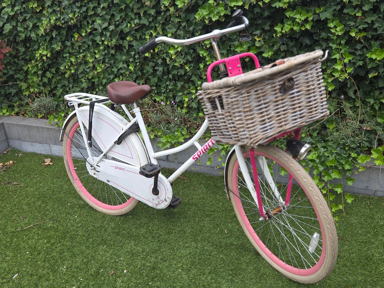 Spirit meisjesfiets met mandje - wit/roze, Terugtraprem, Gebruikt, 50 tot 53 cm, Ophalen