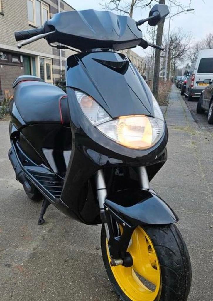 Peugeot Vivacity tekoop/teruil, Ophalen, Overige modellen, 49 cc, Zo goed als nieuw