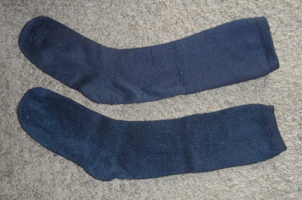 Paar in goede staat verkerende donkerblauwe lange sokken, Kleding | Dames, Sokken en Kousen, Sokken en Kniesokken, Blauw, Ophalen of Verzenden