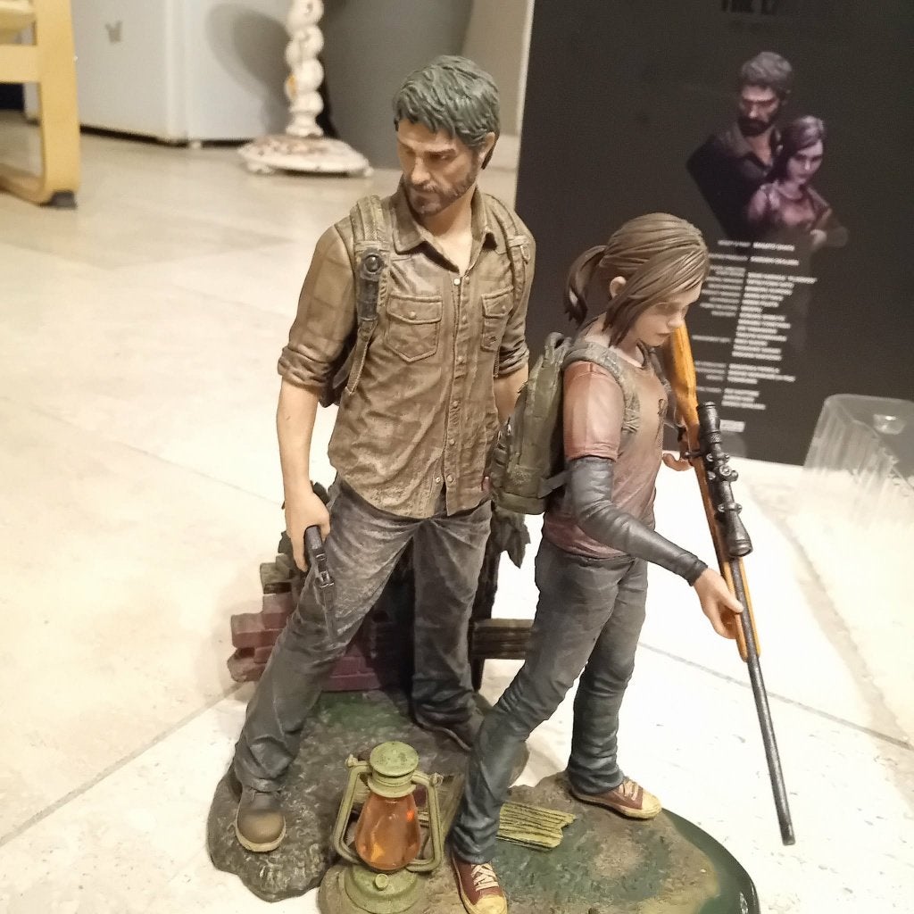 Last Of Us Joel and Ellie Statue Mamegyorai, Ophalen, Zo goed als nieuw