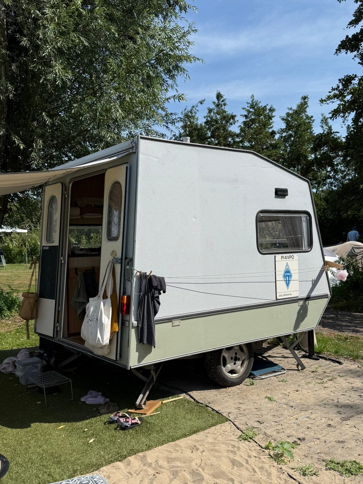 Unieke mini-Chateau 314 S met openslaande deuren, Chateau, Rondzit, Particulier, 500 - 750 kg