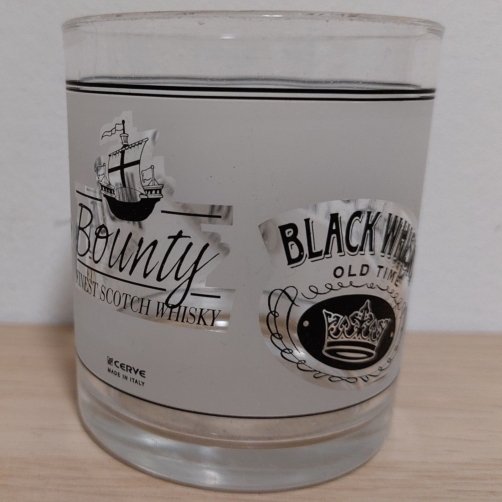 Whiskyglas met diverse whisky merken, Ophalen of Verzenden, Zo goed als nieuw, Overige typen