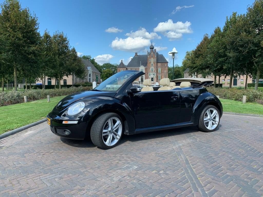 Volkswagen New Beetle Cabrio 1.9 TDI 100pk AIRCO * BEIGE LED, Voorwielaandrijving, Euro 5, 101 pk, Gebruikt