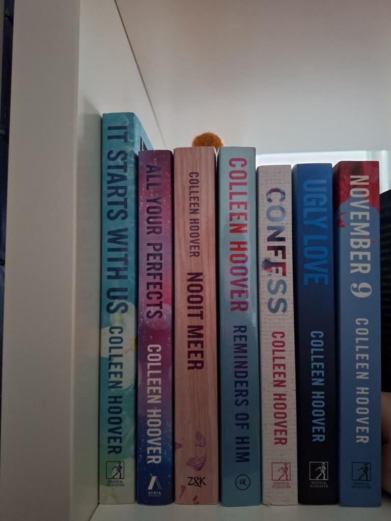 Colleen Hoover Young Adult Boeken Collectie, 7x en, 1x nl, Ophalen of Verzenden, Gelezen, Colleen Hoover, Nederland