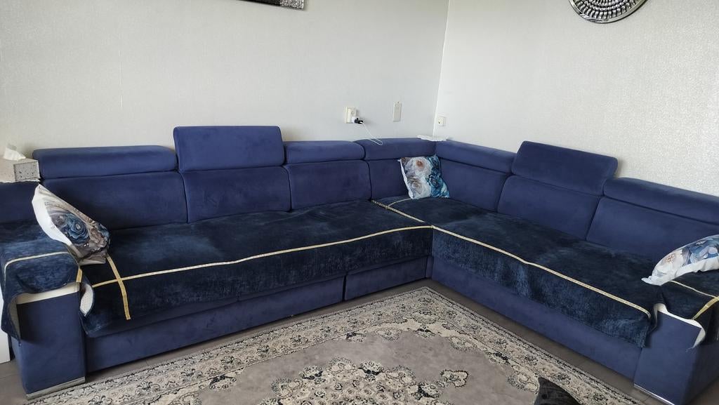 Comfortabele Hoekbank in Goede Staat met Kussens, Huis en Inrichting, Banken | Bankstellen, Gebruikt, 100 tot 125 cm, Hoekbank