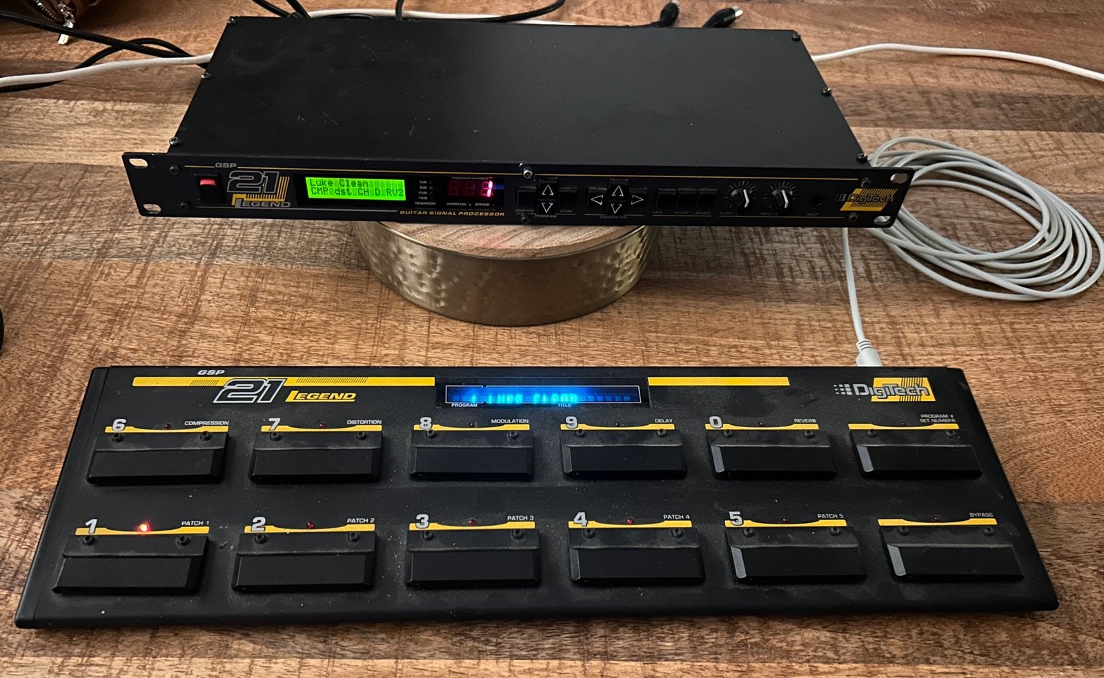 Digitech 21 Legend met footcontroler, Ophalen, Gebruikt, Multi-effect