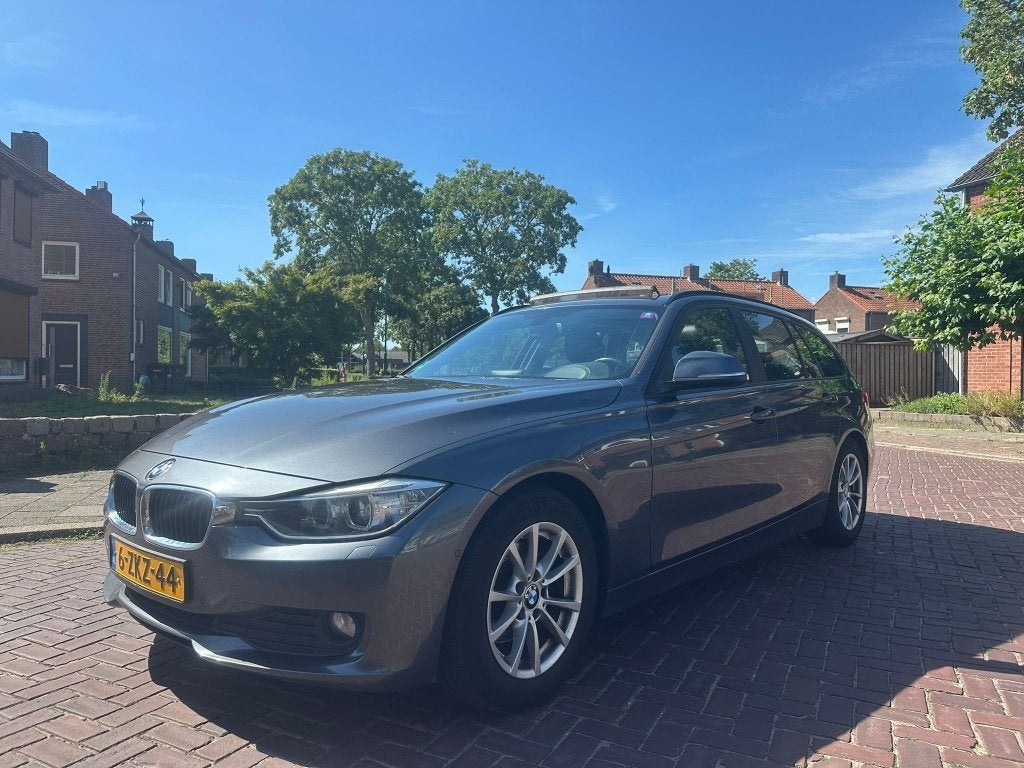 BMW 3-Serie 2.0 D 320EDE Touring AUT 2013 Grijs, 745 kg, Achterwielaandrijving, 1995 cc, 4 cilinders