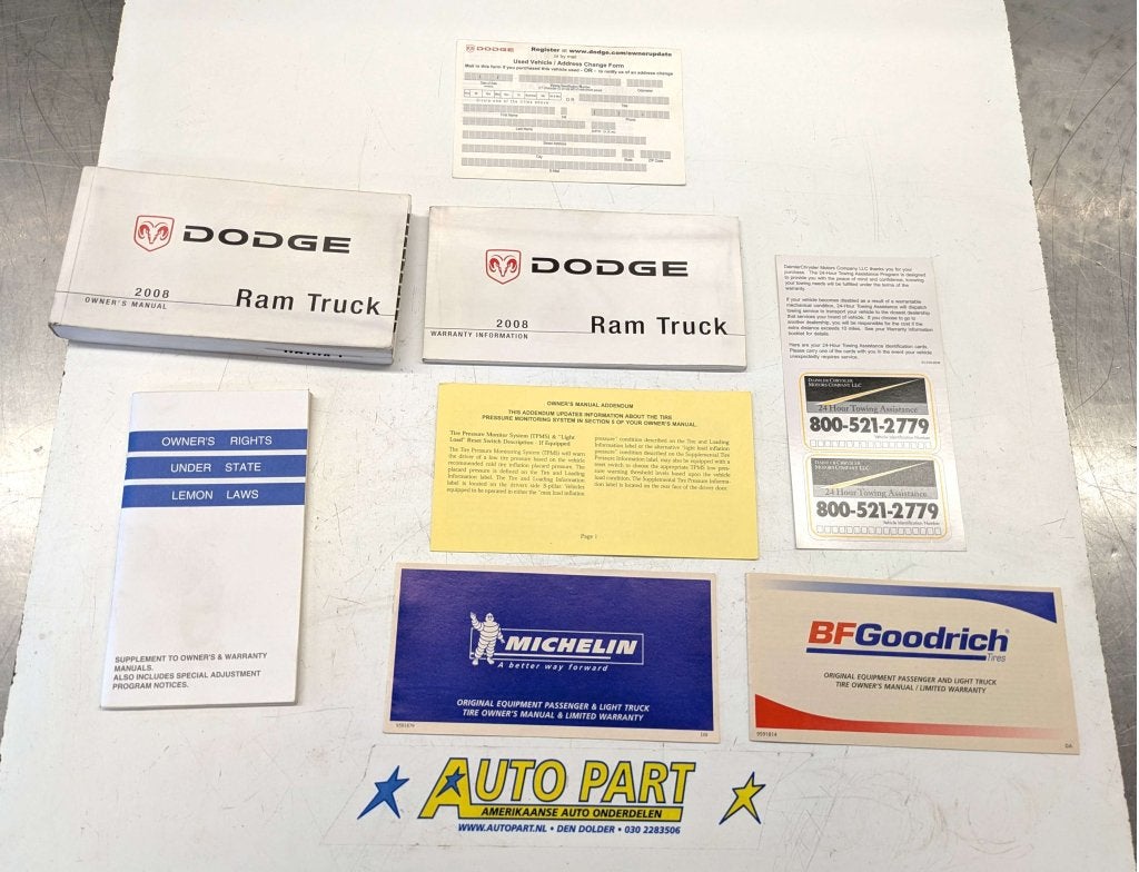 Dodge Ram pickup instructieboekje 2008, Auto-onderdelen, Overige Auto-onderdelen, Gebruikt, PO Box 21-8004 | Auburn Hills, MI 48321-8004