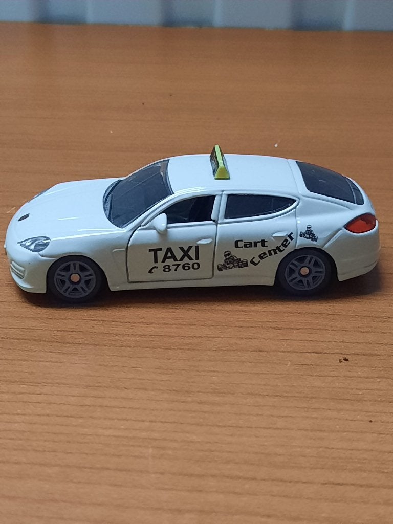 Taxi Siku Porsche Panamera, Ophalen of Verzenden, Zo goed als nieuw, Auto, SIKU