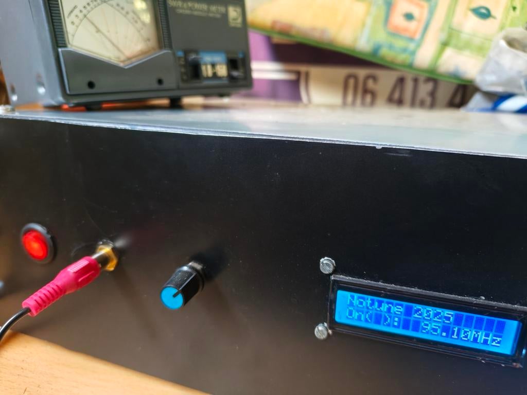 Fm zender 350 watt power 3/3.5 meter, Ophalen of Verzenden, Zo goed als nieuw, Zender