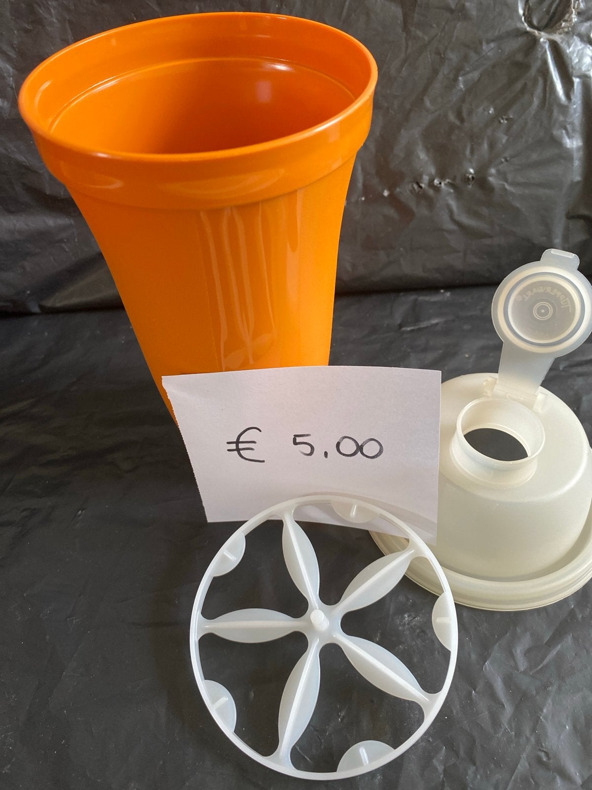 Vintage Tupperware Quick Shake – Praktische Retro Shaker, Gebruikt, 500 ml, Oranje, Shaker