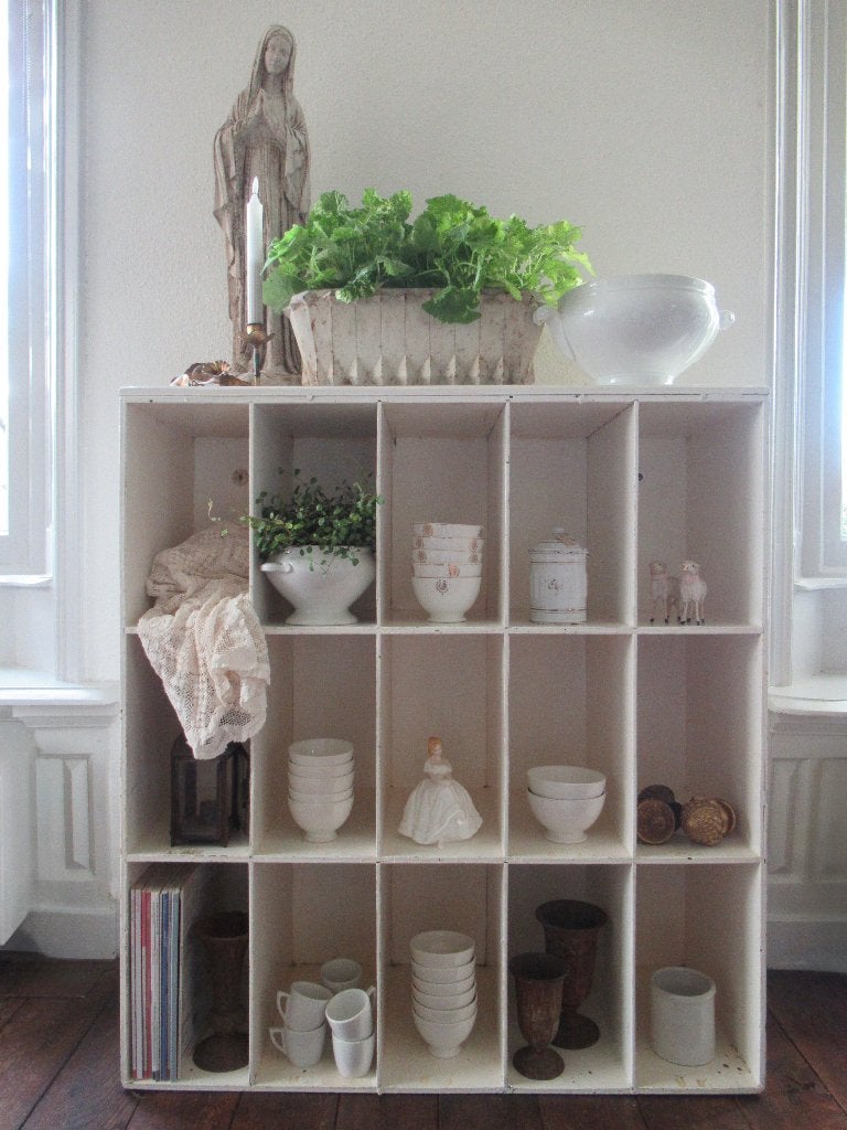 ~ mooie oude vakkenkast, bricbracbrocante ~, Ophalen