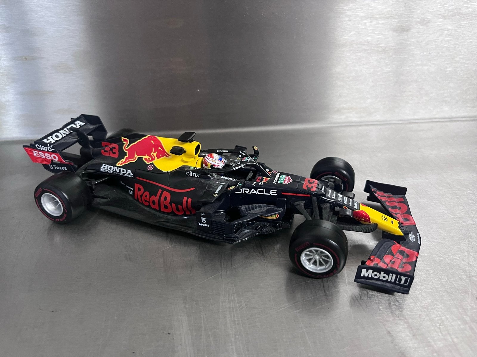 Red Bull Racing F1 modelauto Max Verstappen, Ophalen of Verzenden, Zo goed als nieuw, Auto, Overige merken