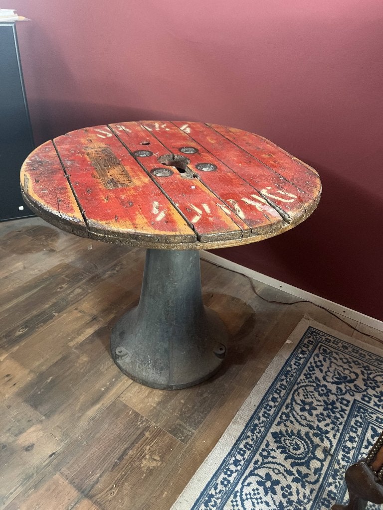 Unieke Industriële Bijzettafel Kabelhaspel Gietijzeren Voet, Ophalen, Overige materialen, Gebruikt, Rond