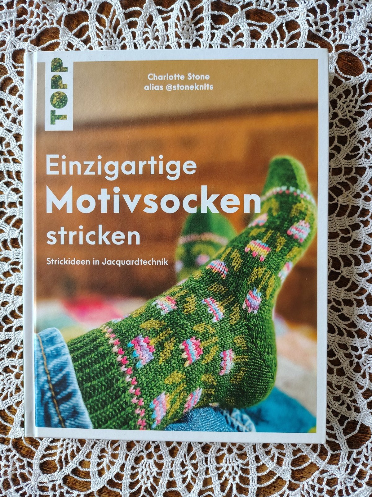 Einzigartige Motivsocken stricken, boek sokken breien, Ophalen of Verzenden, Zo goed als nieuw, Breien, Patroon of Boek
